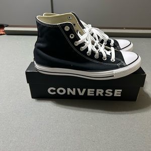 Black converse